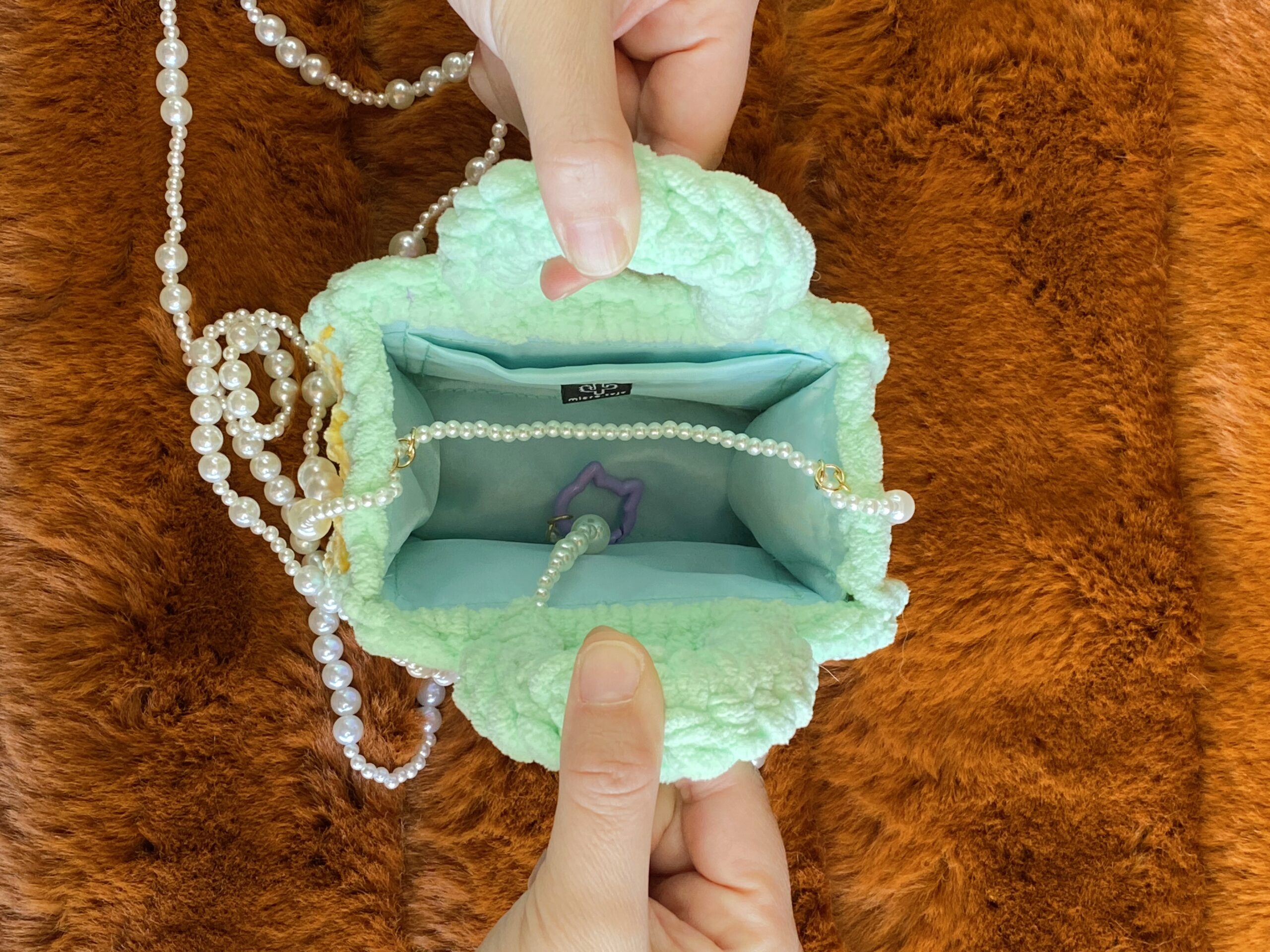 7A141ECE-776F-48A6-881A-3819149CA3D5