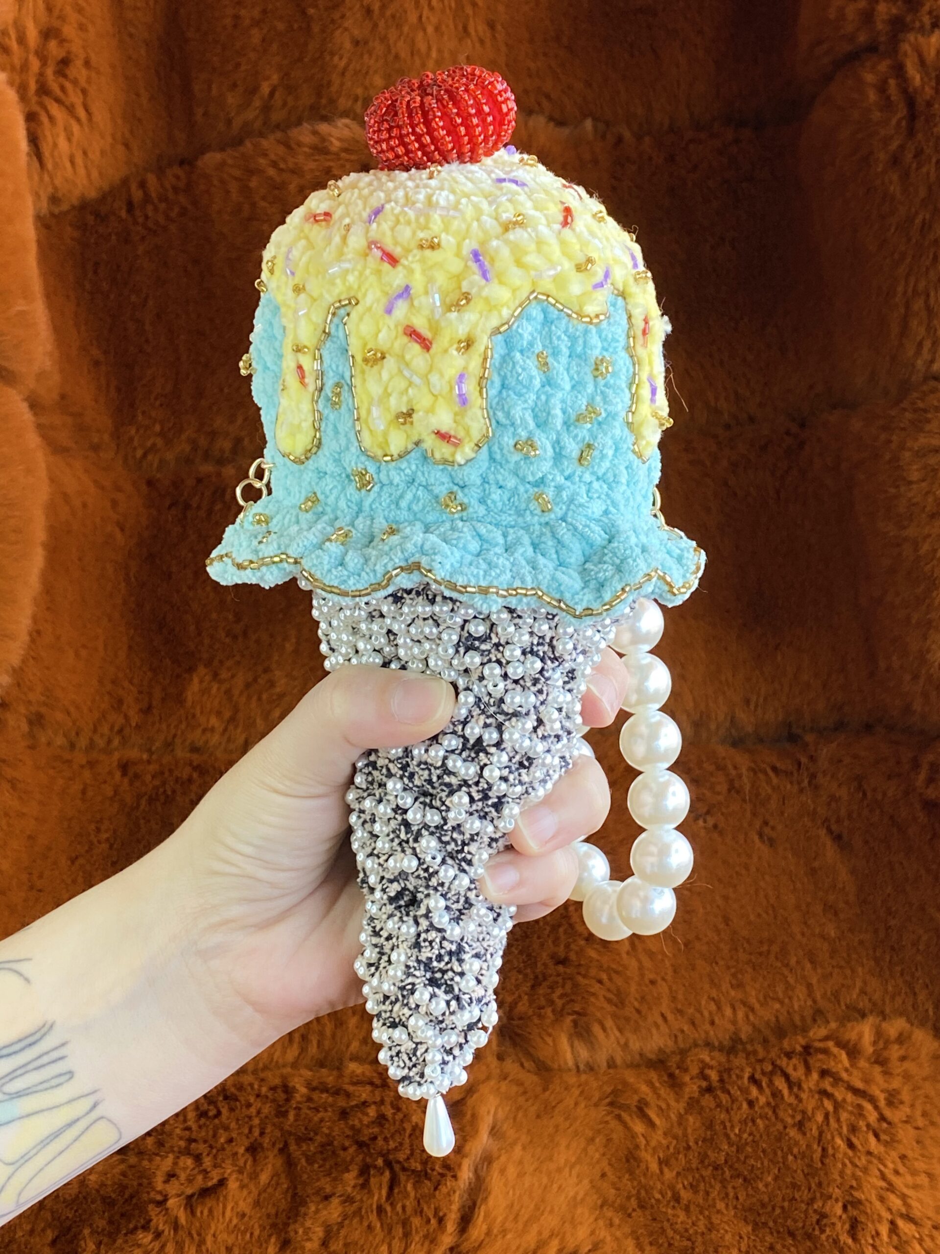 Cono Simple, Cartera